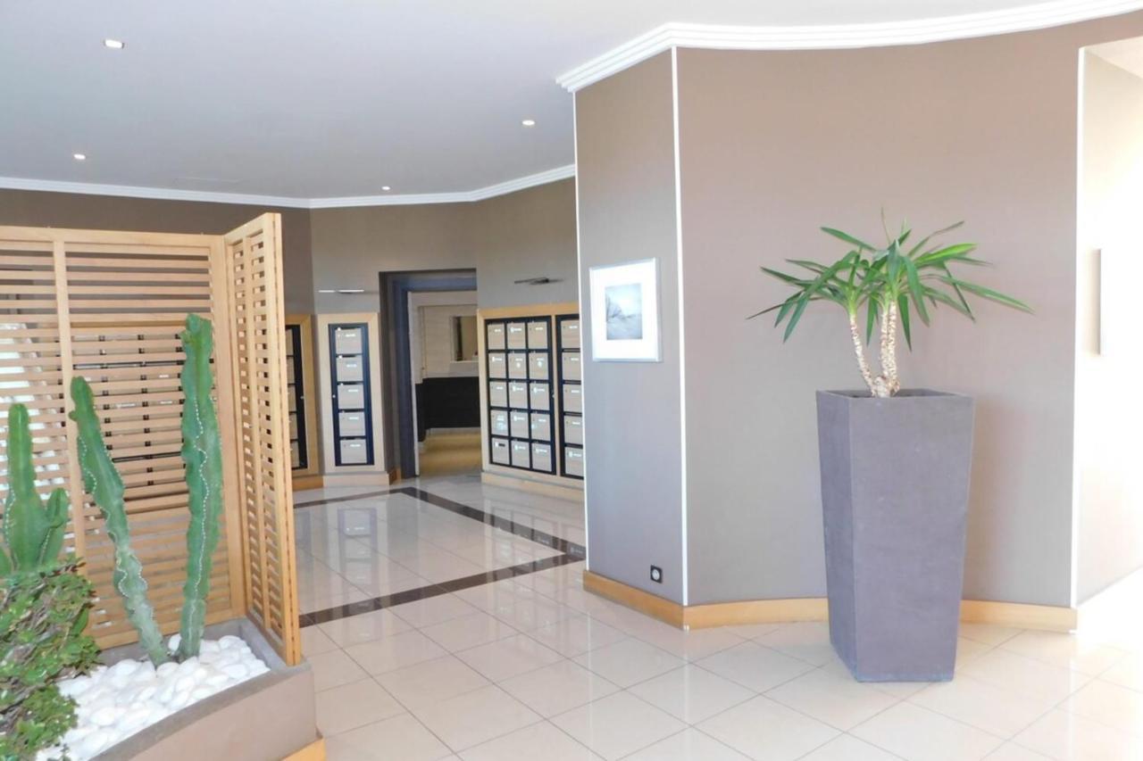 Апартаменти "T2 "Antibes Les Pins 3" Air Conditionned Sea View With Parking And Pool" Екстер'єр фото