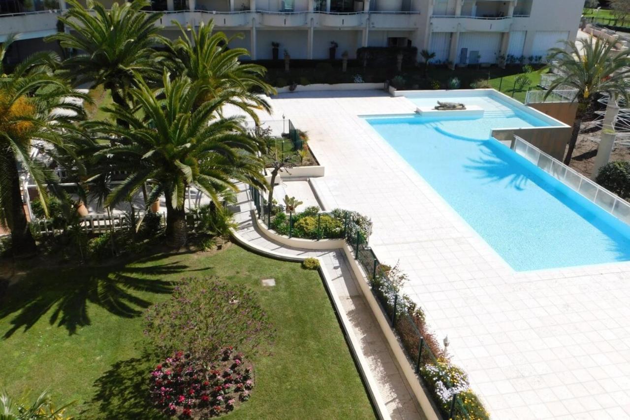 Апартаменти "T2 "Antibes Les Pins 3" Air Conditionned Sea View With Parking And Pool" Екстер'єр фото