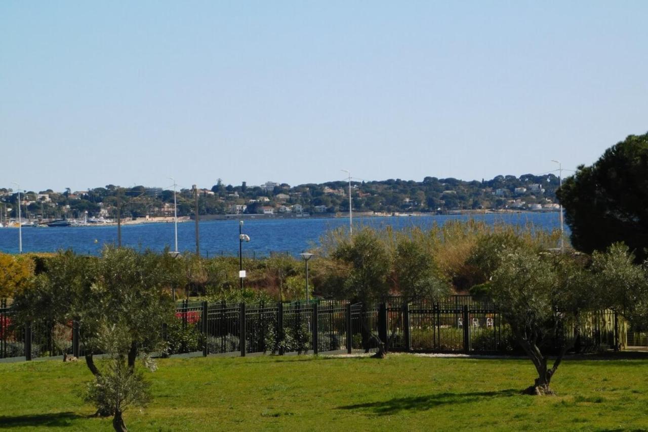 Апартаменти "T2 "Antibes Les Pins 3" Air Conditionned Sea View With Parking And Pool" Екстер'єр фото